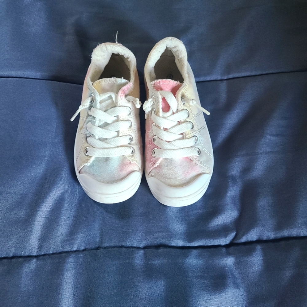 Lucky tie dye canvas shoes